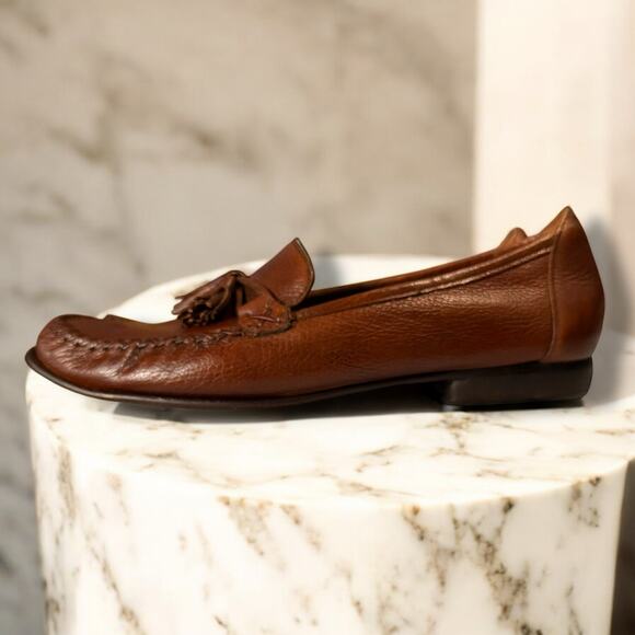 Cole Haan Tassle Loafers Womens Brown Casual Office Preppy Shoes Size 8.5 D - Picture 1 of 9